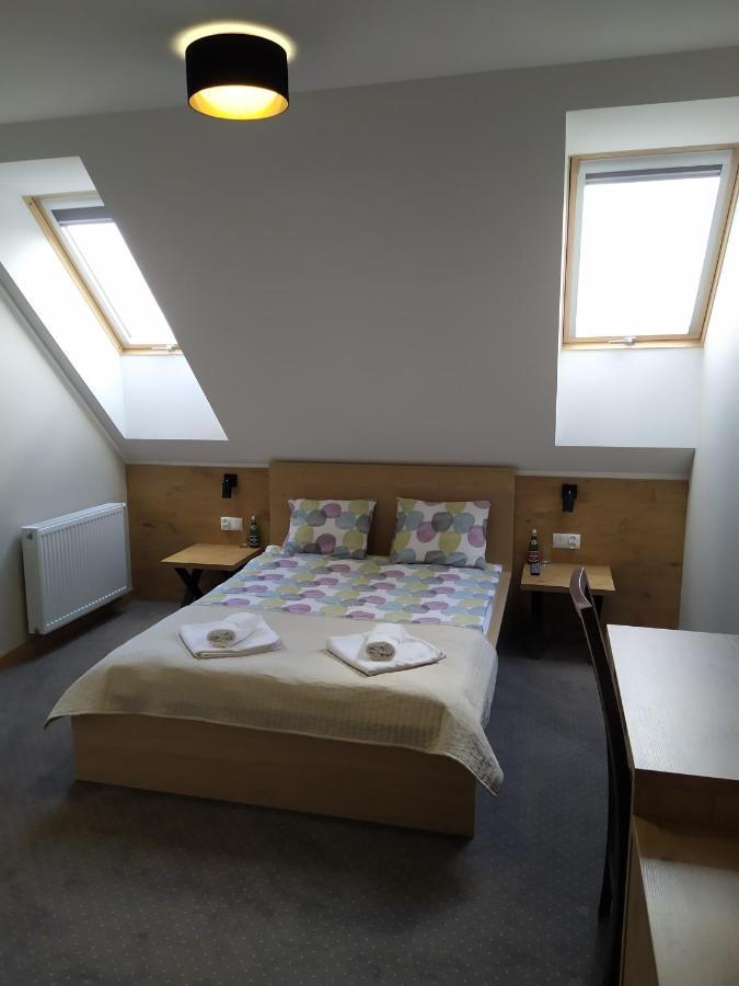 Hotel Regina Radom Ngoại thất bức ảnh