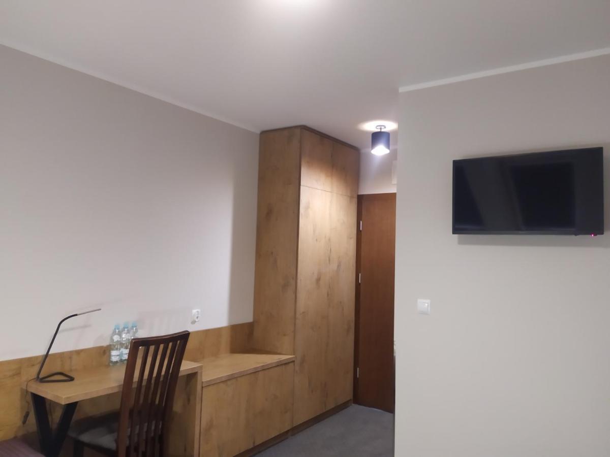 Hotel Regina Radom Ngoại thất bức ảnh