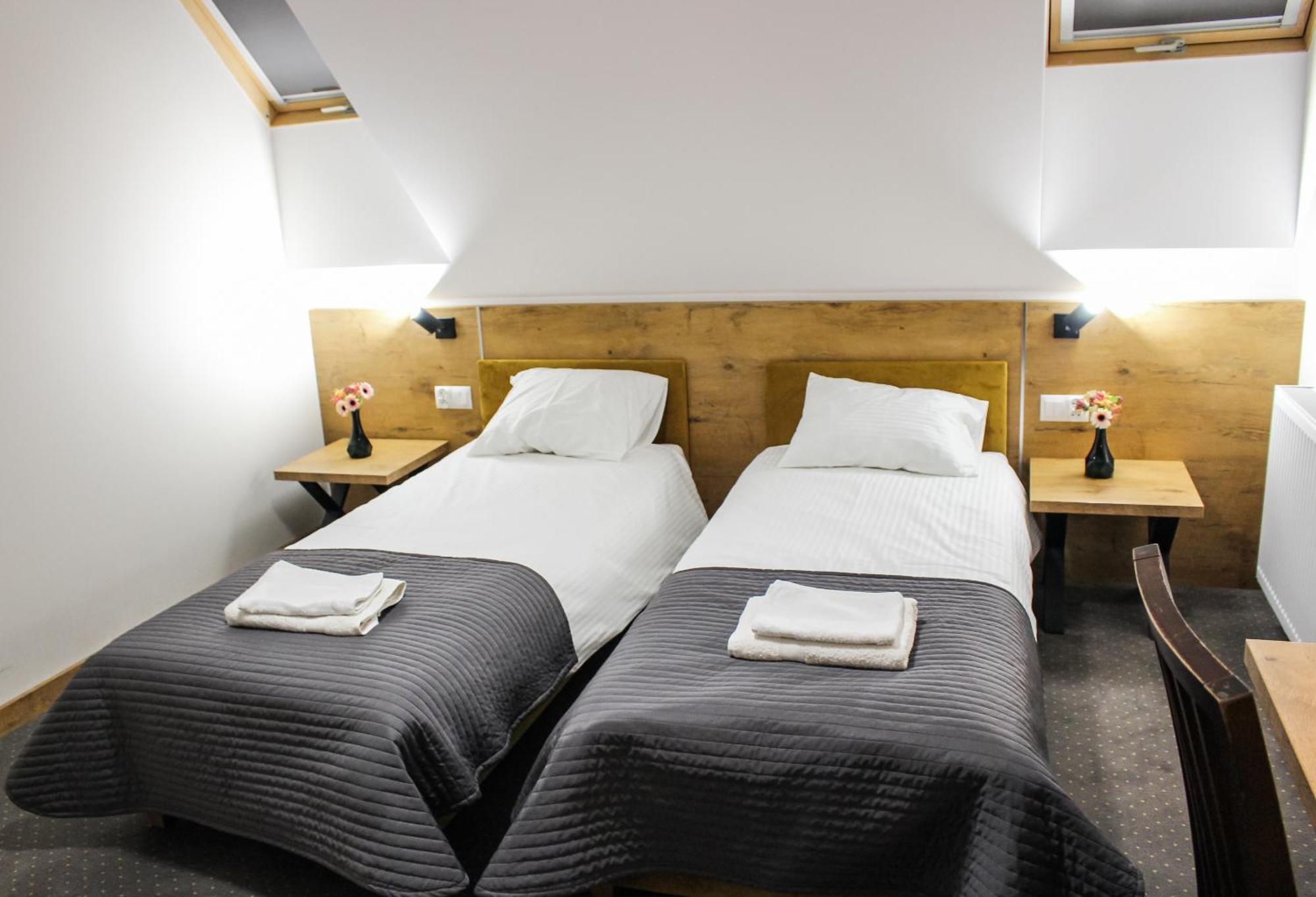 Hotel Regina Radom Ngoại thất bức ảnh