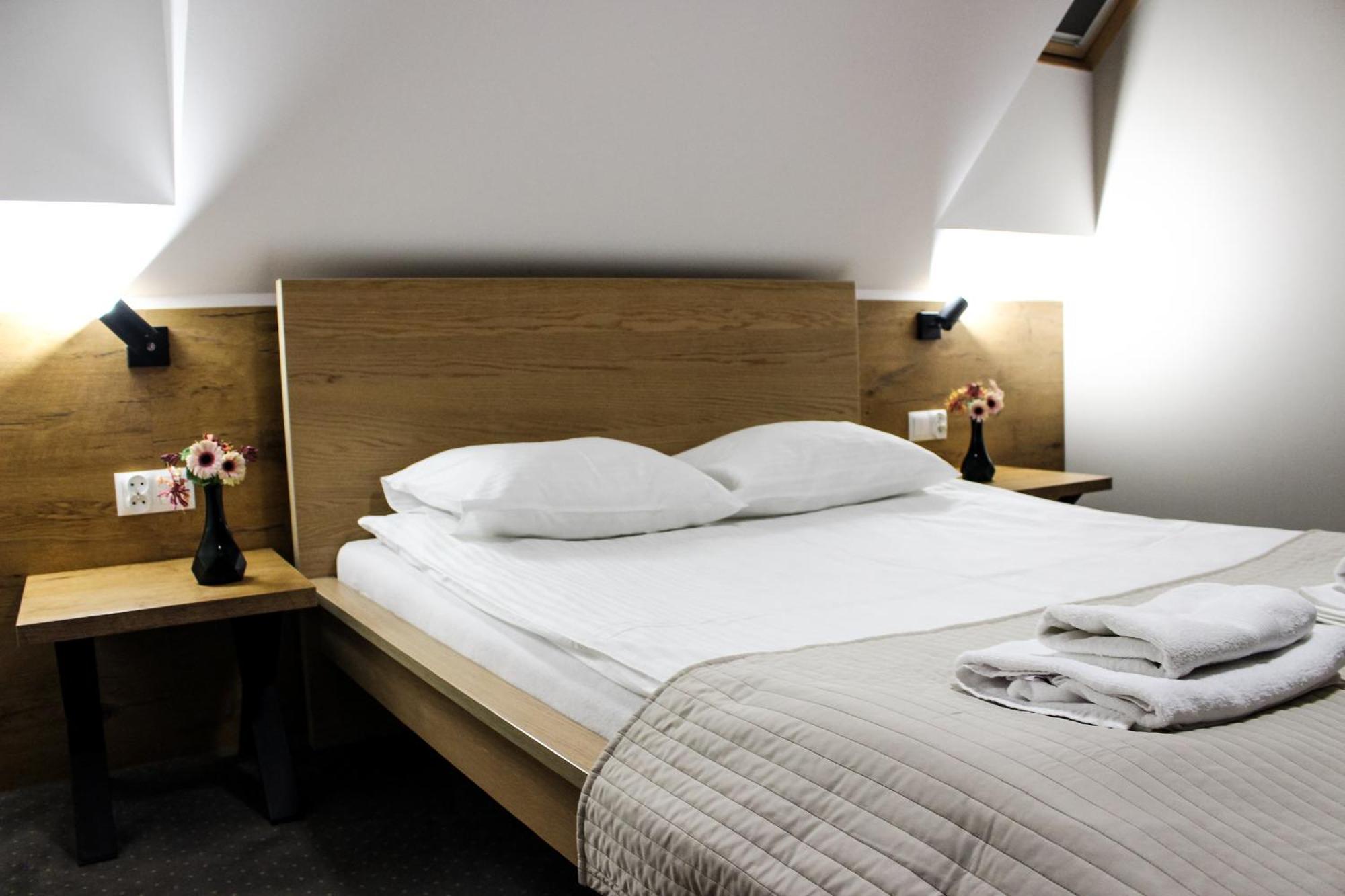 Hotel Regina Radom Ngoại thất bức ảnh