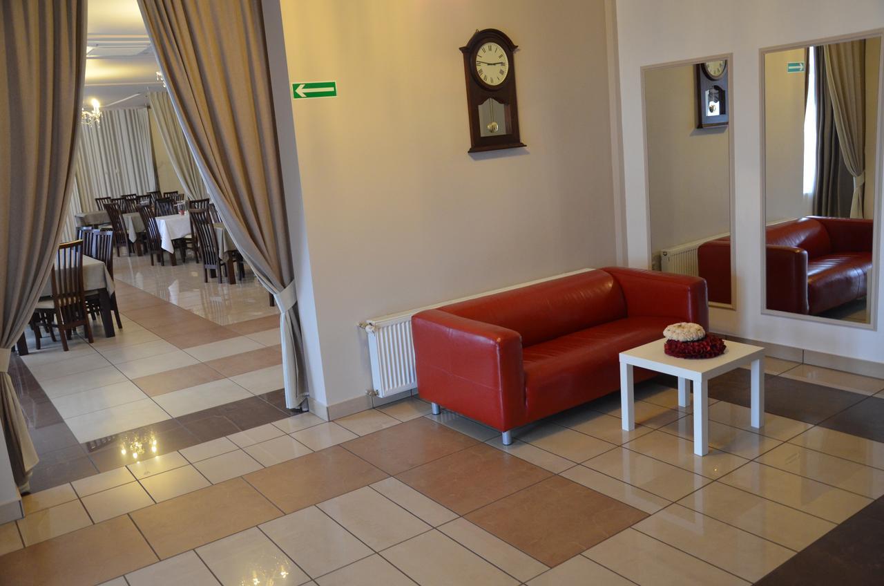 Hotel Regina Radom Ngoại thất bức ảnh